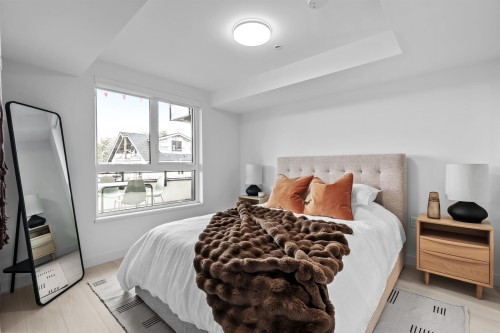 303-2419 Grant Street, Vancouver, BC 