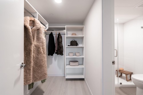 303-2419 Grant Street, Vancouver, BC 