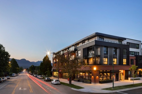 303-2419 Grant Street, Vancouver, BC 