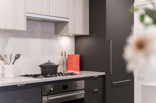 303-2419 Grant Street, Vancouver, BC 