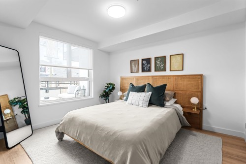 307-2419 Grant Street, Vancouver, BC 