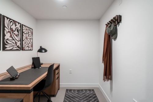 307-2419 Grant Street, Vancouver, BC 