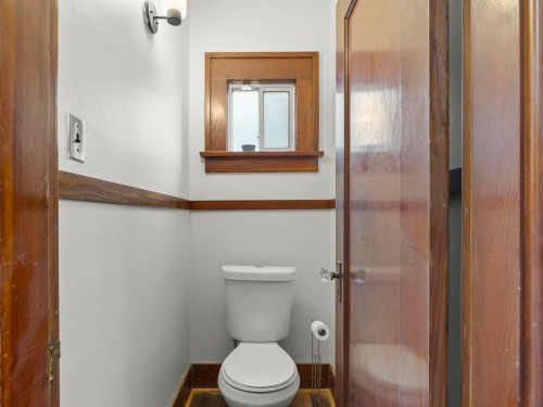 3056 6Th Avenue W, Vancouver, BC 