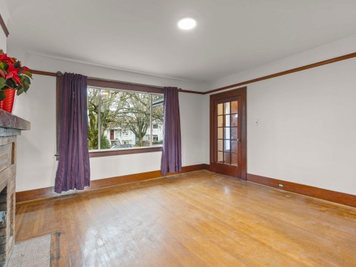 3056 6Th Avenue W, Vancouver, BC 