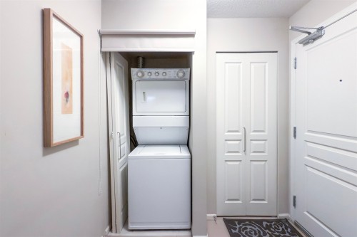 407-9200 Ferndale Road, Richmond, BC 