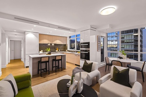 1301-1675 Lions Gate Lane, North Vancouver, BC 