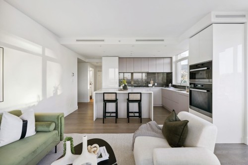 1301-1675 Lions Gate Lane, North Vancouver, BC 