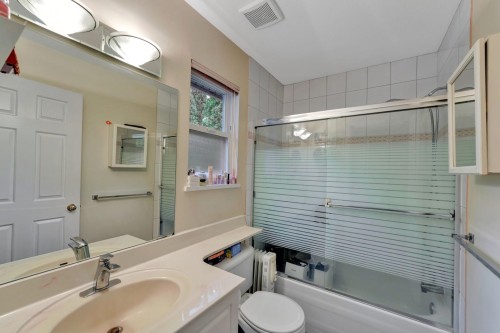 1067 Dansey Avenue, Coquitlam, BC 