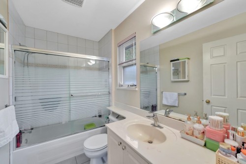 1067 Dansey Avenue, Coquitlam, BC 