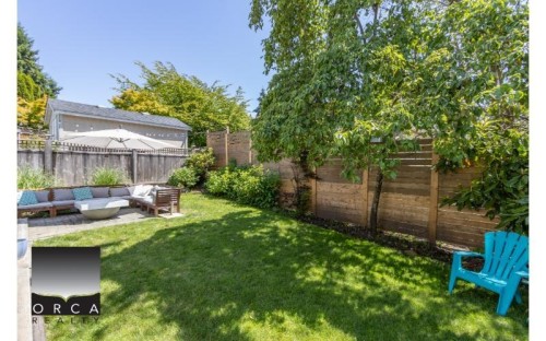 3335 Apex Place, North Vancouver, BC 