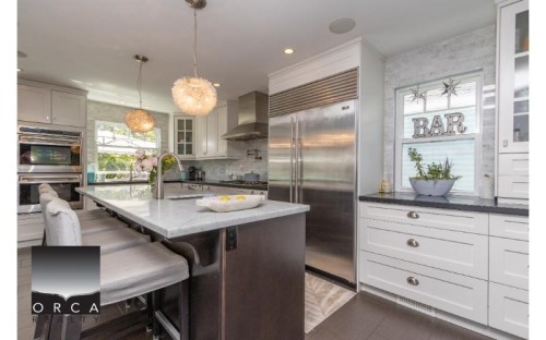 3335 Apex Place, North Vancouver, BC 