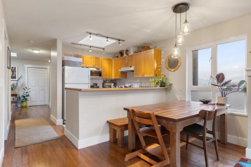 317-1707 Charles Street, Vancouver, BC 