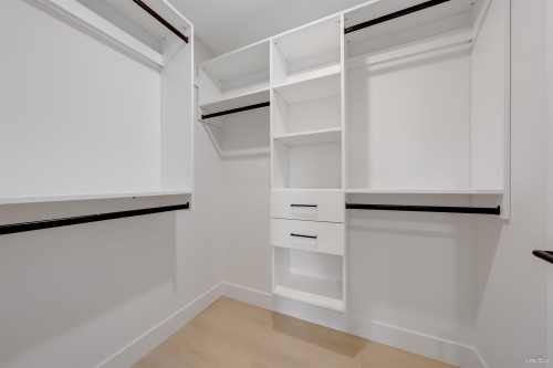 3-7893 2Nd Street, Burnaby, BC 