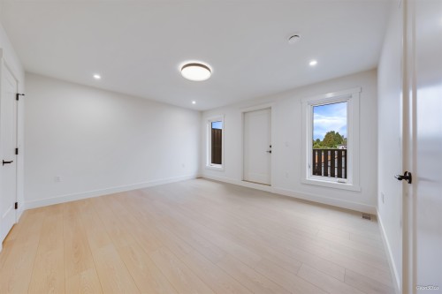 3-7893 2Nd Street, Burnaby, BC 