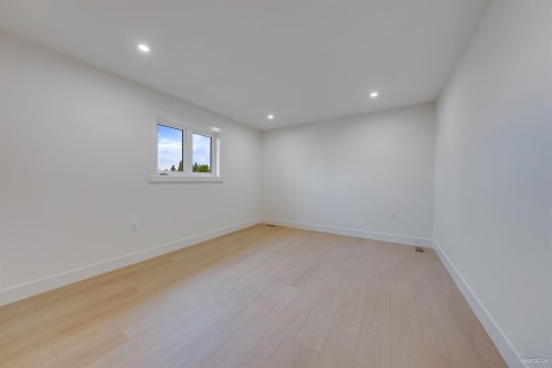 3-7893 2Nd Street, Burnaby, BC 