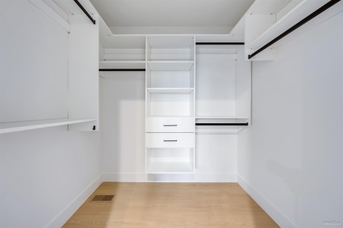 3-7893 2Nd Street, Burnaby, BC 