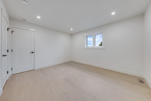 3-7893 2Nd Street, Burnaby, BC 