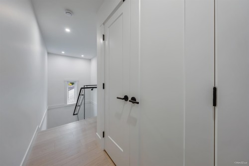 3-7893 2Nd Street, Burnaby, BC 