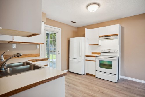 11943 249 Street, Maple Ridge, BC 