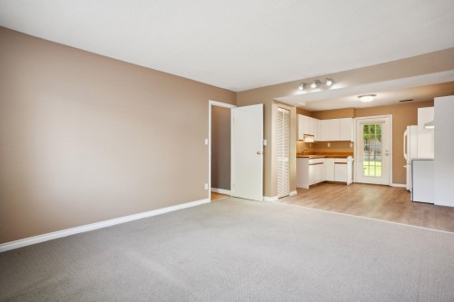 11943 249 Street, Maple Ridge, BC 