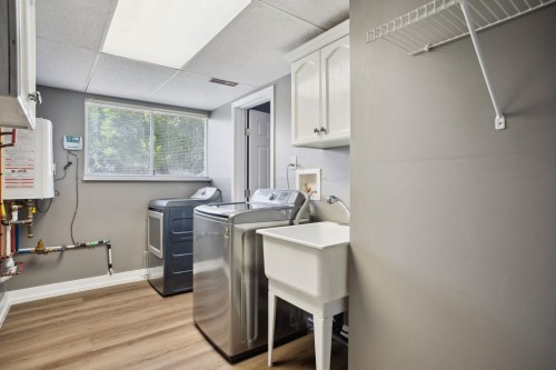 11943 249 Street, Maple Ridge, BC 