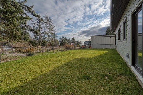 5416 Stellar Way, Sechelt, BC 