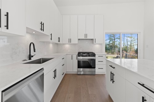 5416 Stellar Way, Sechelt, BC 