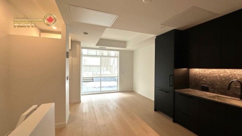 122-650 2Nd Street E, North Vancouver, BC 