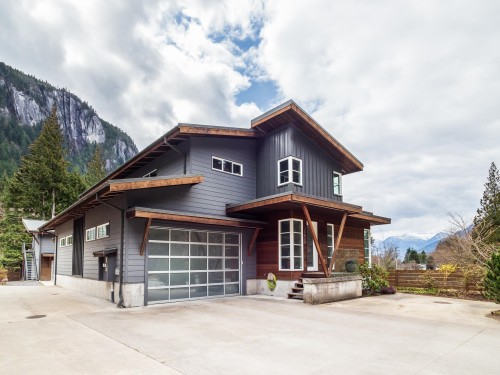 38608 Westway Avenue, Squamish, BC 