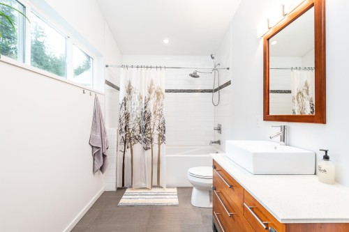 38608 Westway Avenue, Squamish, BC 