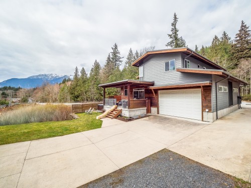 38608 Westway Avenue, Squamish, BC 