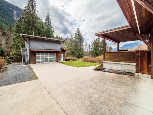 38608 Westway Avenue, Squamish, BC 