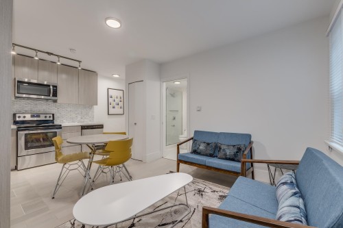 001-1425 Haro Street, Vancouver, BC 