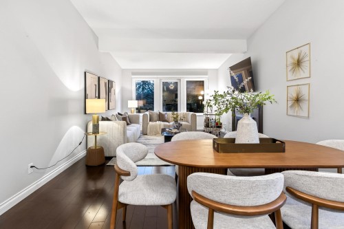 1614 Lynn Valley Road, North Vancouver, BC 