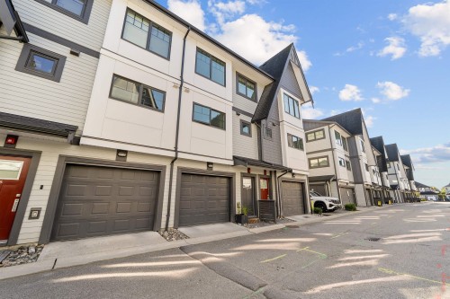 87-19451 Sutton Avenue, Pitt Meadows, BC 