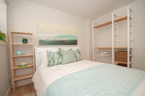 Suite-1534 Bewicke Avenue, North Vancouver, BC 