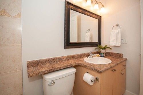Suite-1534 Bewicke Avenue, North Vancouver, BC 