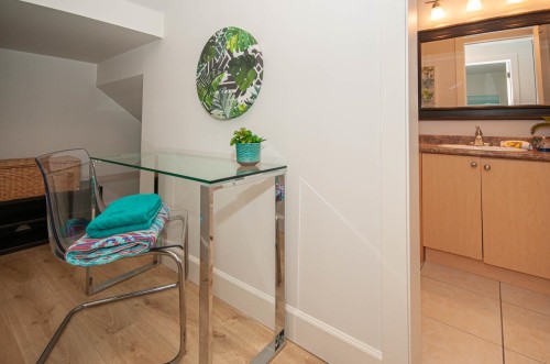 Suite-1534 Bewicke Avenue, North Vancouver, BC 