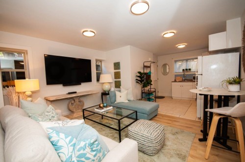Suite-1534 Bewicke Avenue, North Vancouver, BC 