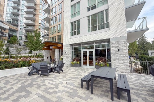 607-2385 Emery Court, North Vancouver, BC 