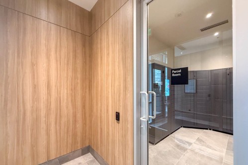 607-2385 Emery Court, North Vancouver, BC 