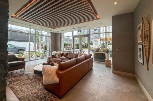 607-2385 Emery Court, North Vancouver, BC 