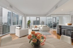 2702-667 Howe Street  Vancouver, BC V6C 0B5