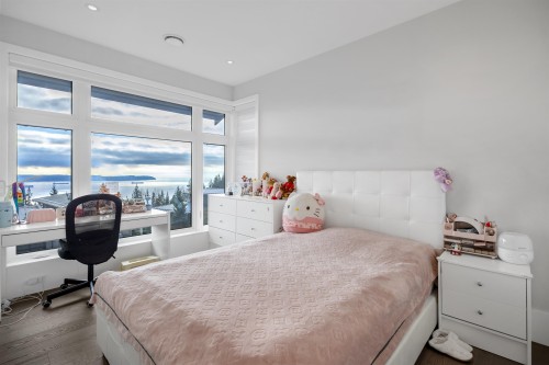 2997 Burfield Place, West Vancouver, BC 