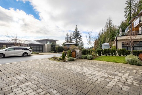 2997 Burfield Place, West Vancouver, BC 