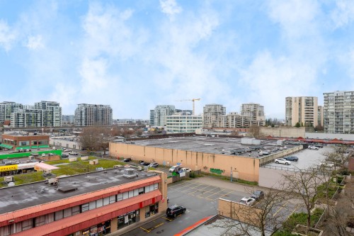 704-5933 Cooney Road, Richmond, BC 