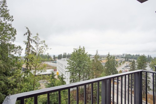 711-8750 University Crescent, Burnaby, BC 