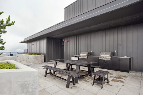 711-8750 University Crescent, Burnaby, BC 