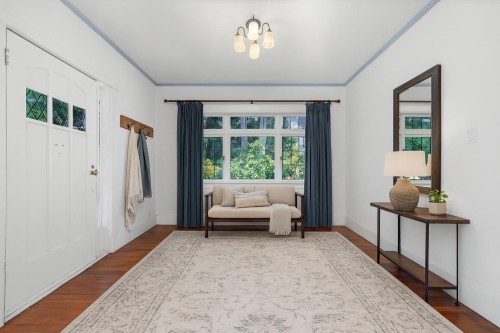 1376 11Th Street, West Vancouver, BC 