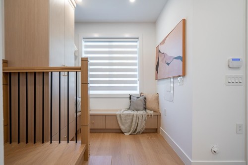 2105 33Rd Avenue E, Vancouver, BC 